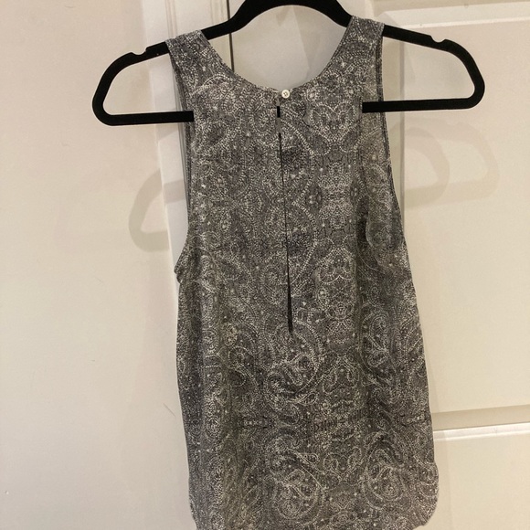 Aritzia Wilfred Size XS White and Black Tank - Picture 3 of 4